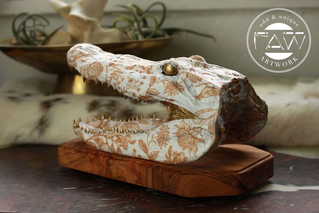 Rust Botanical Gator